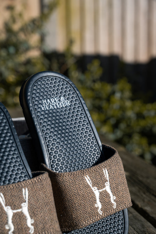 TWEED SLIDERS