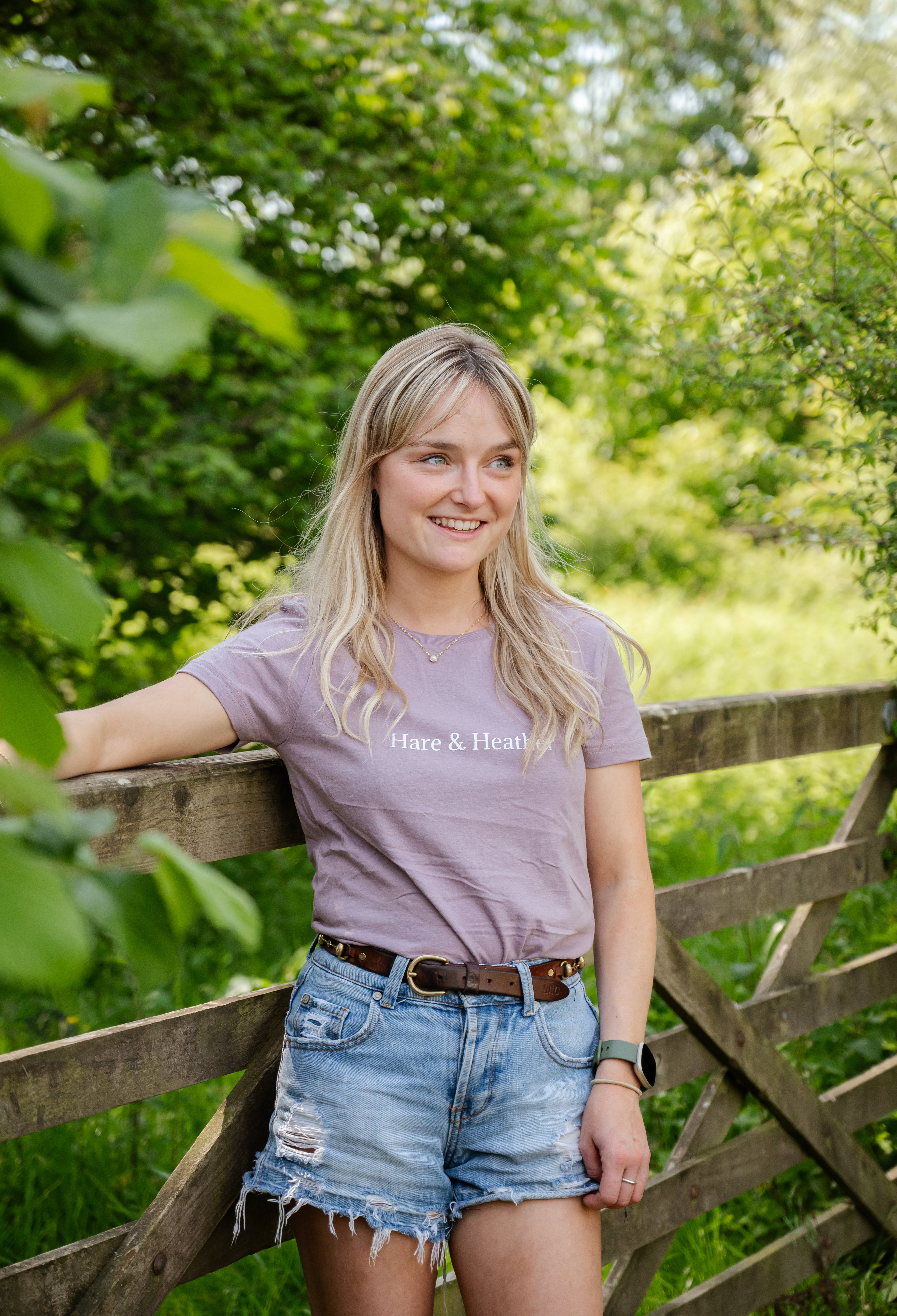 LADIES CLASSIC T-SHIRT